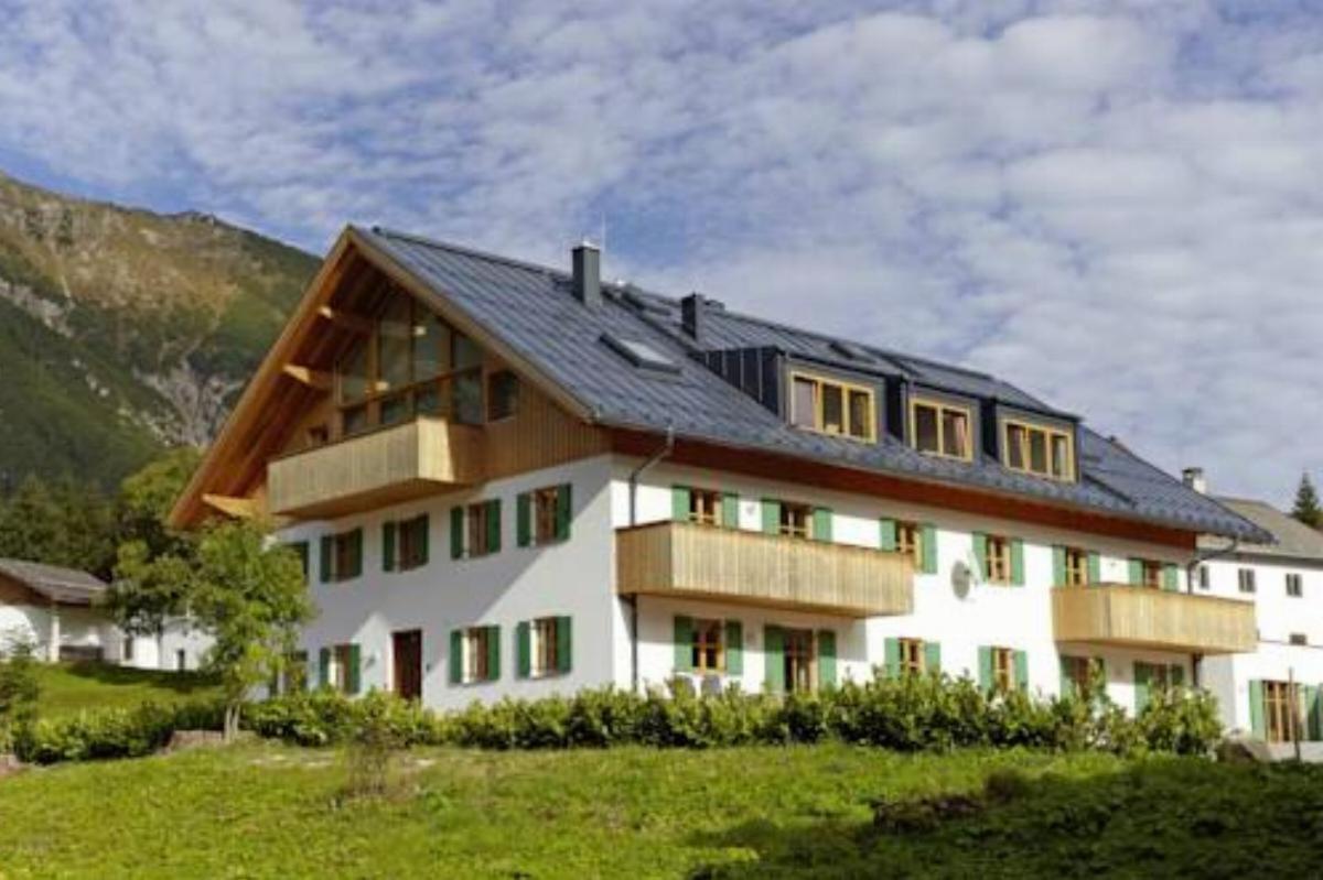Chalet Zur Rose Berwang Exterior photo