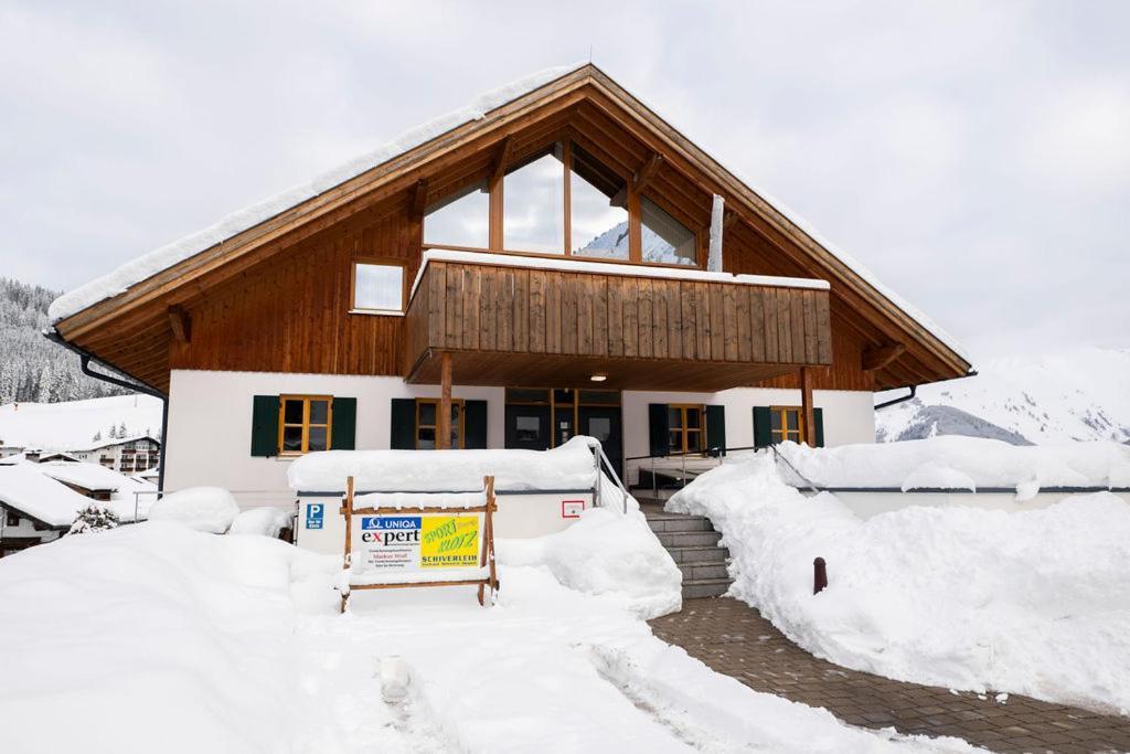 Chalet Zur Rose Apartment Berwang Exterior photo