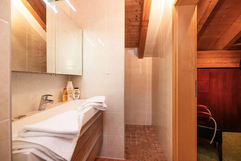 Chalet Zur Rose Berwang Exterior photo